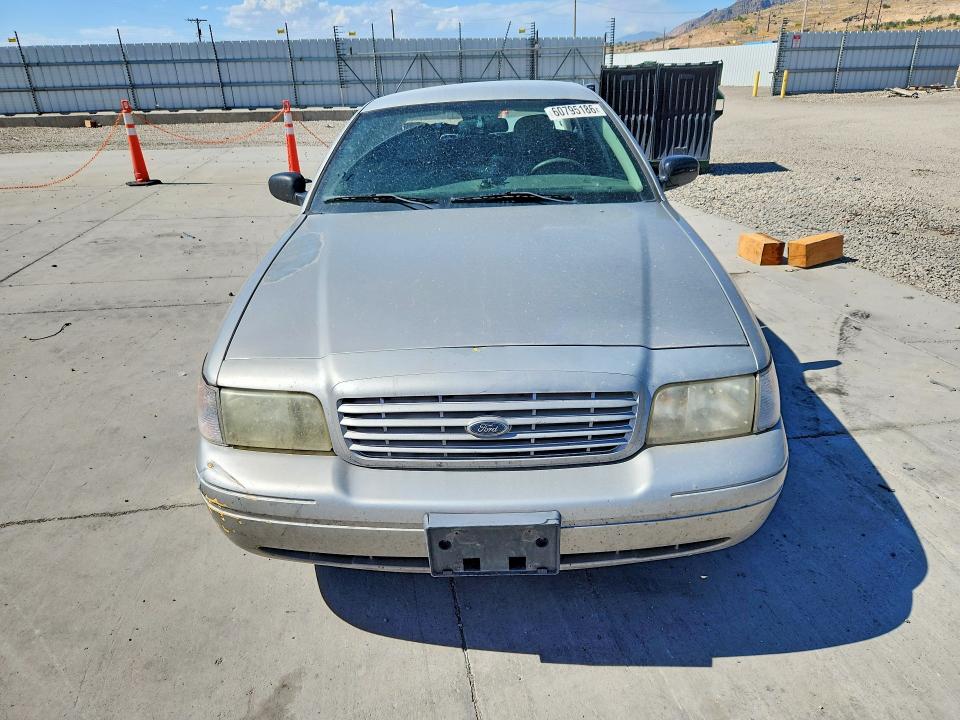 2006 Ford Crown Victoria მანქანა იყიდება აუქციონზე, vin: 2FAFP74W26X129158, აუქციონის ნომერი: 60795186