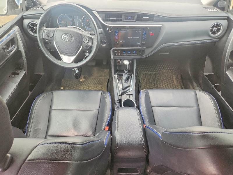 62009586 :رقم المزاد ، 2T1BURHE1JC989953 vin ، 2018 Toyota Corolla مزاد بيع