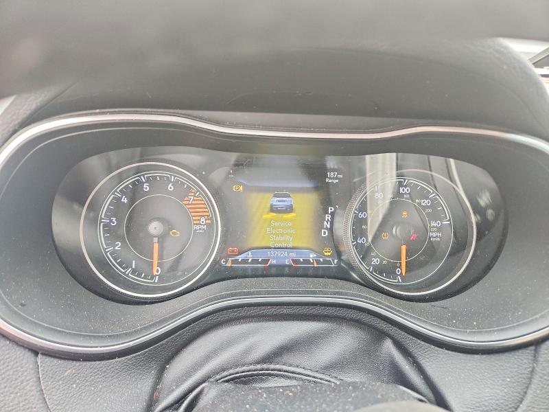 60880186 :رقم المزاد ، 1C4PJMBX9LD578852 vin ، 2020 Jeep Cherokee مزاد بيع