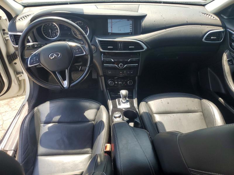 60389876 :رقم المزاد ، SJKCH5CR0HA031250 vin ، 2017 Infiniti Qx30 مزاد بيع