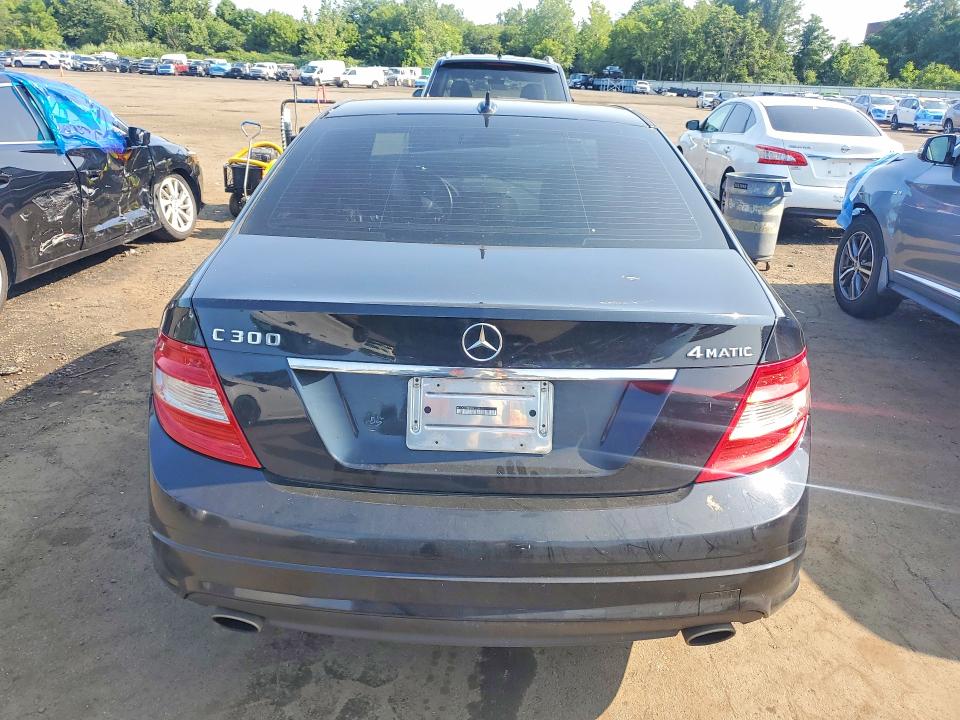 61337426 :رقم المزاد ، WDDGF8BB8BR139615 vin ، 2011 Mercedes-benz C مزاد بيع