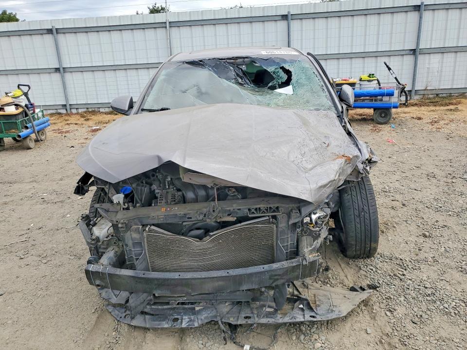 2020 Hyundai Elantra მანქანა იყიდება აუქციონზე, vin: KMHD84LF3LU905584, აუქციონის ნომერი: 60614786