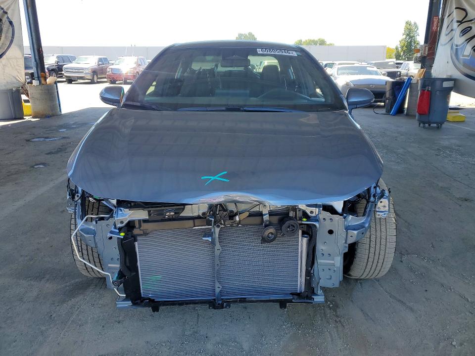 2026 Toyota Corolla Hybrid მანქანა იყიდება აუქციონზე, vin: JTDBCMFE8T3130721, აუქციონის ნომერი: 60805946