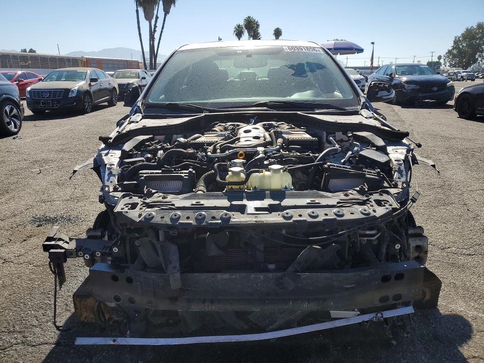 60391896 :رقم المزاد ، JN1EV7AP9HM738575 vin ، 2017 Infiniti Q50 مزاد بيع