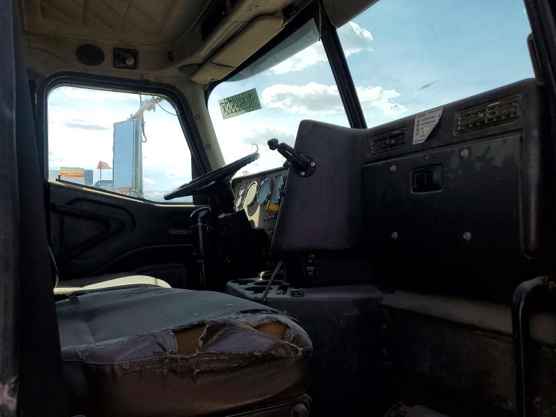 2001 International 5900i მანქანა იყიდება აუქციონზე, vin: 1HTXRAXR51J008589, აუქციონის ნომერი: 57839956