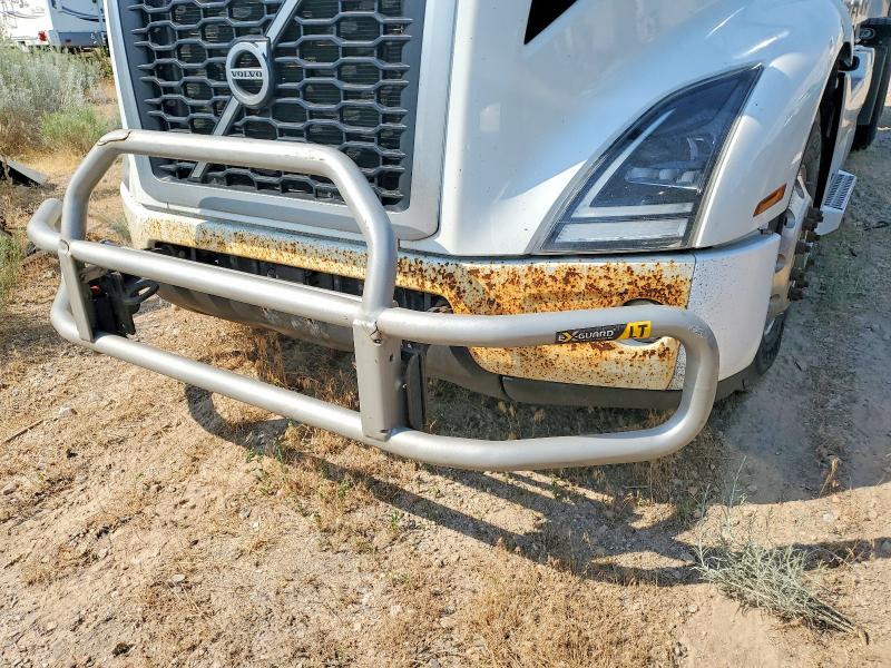 2020 Volvo Vnr მანქანა იყიდება აუქციონზე, vin: 4V4WC9EG5LN266587, აუქციონის ნომერი: 60865956