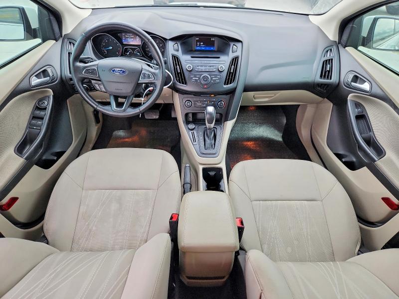 85989785 :رقم المزاد ، 1FADP3F27FL305676 vin ، 2015 Ford Focus مزاد بيع