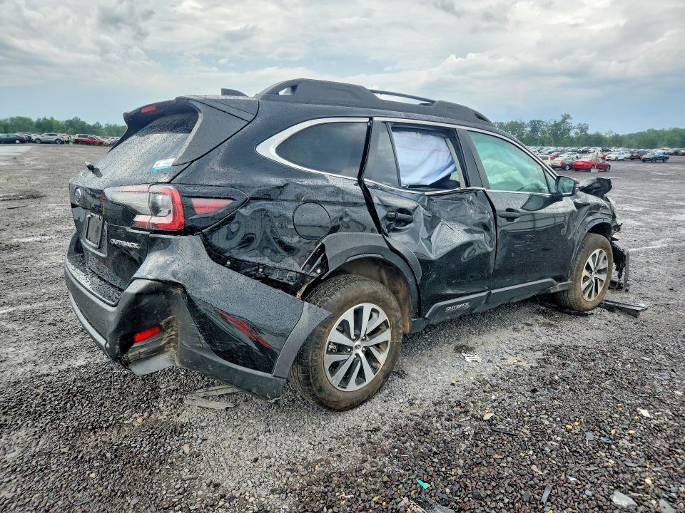 60722176 :رقم المزاد ، 4S4BTACC3R3285246 vin ، 2024 Subaru Outback مزاد بيع