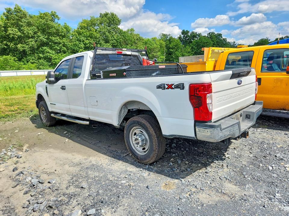 57080806 :رقم المزاد ، 1FT8X3BT0NEC26878 vin ، 2022 Ford F350 مزاد بيع