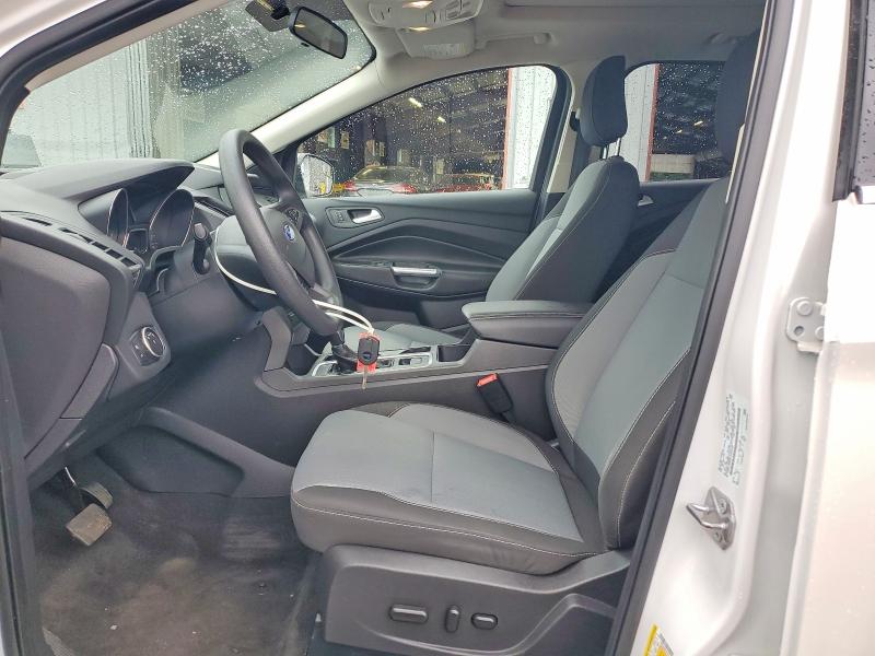 62027226 :رقم المزاد ، 1FMCU9GD0JUC24485 vin ، 2018 Ford Escape مزاد بيع