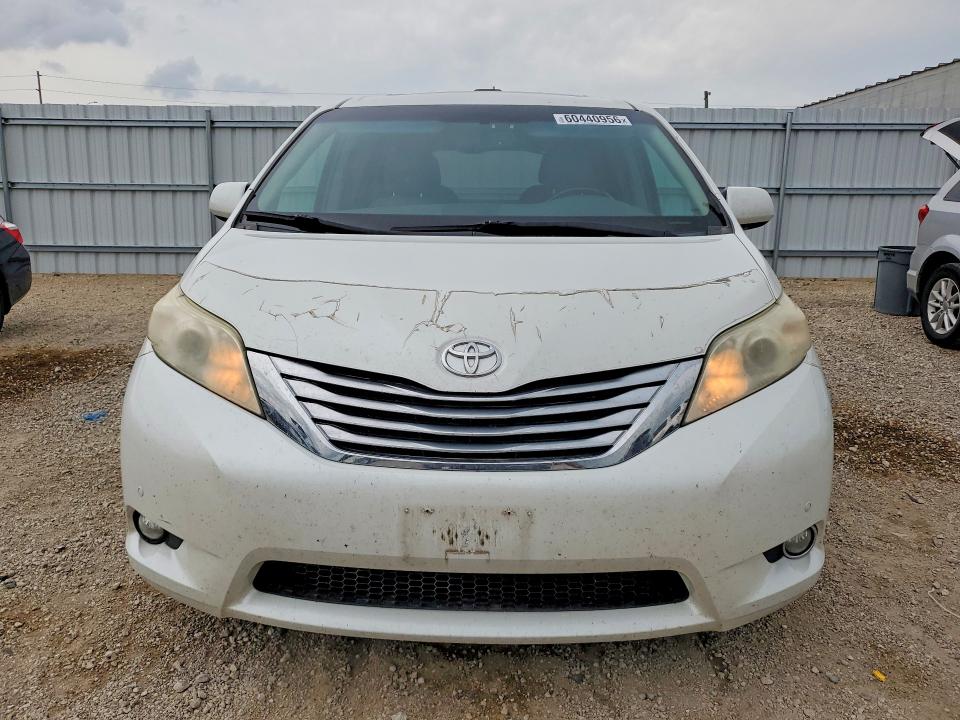Aukcja sprzedaży 2011 Toyota Sienna, vin: 5TDDK3DC4BS004358, numer aukcji: 60440956