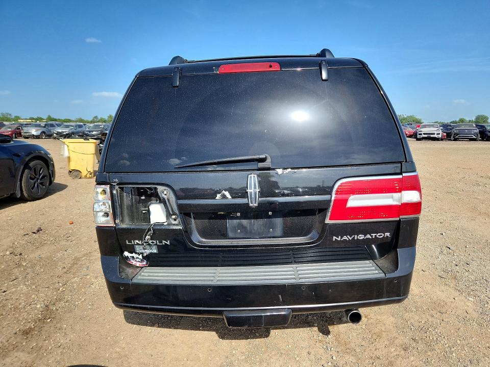 59265676 :رقم المزاد ، 5LMJJ2J53BEJ00633 vin ، 2011 Lincoln Navigator مزاد بيع
