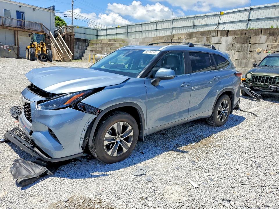 Auction sale of the 2024 Toyota Highlander, vin: 5TDKDRBH2RS551951, lot number: 60663346