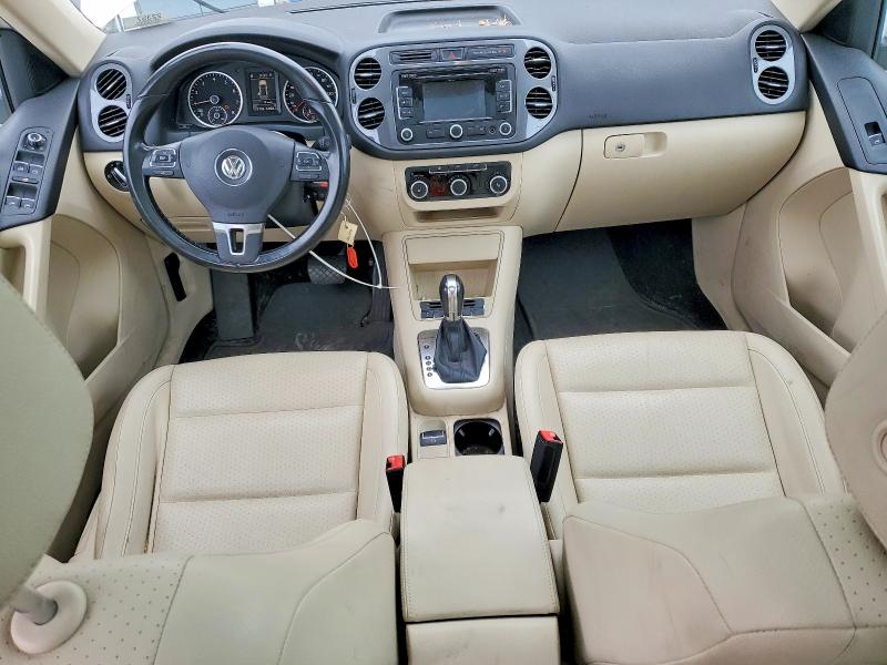 59305006 :رقم المزاد ، WVGBV7AX8CW581906 vin ، 2012 Volkswagen Tiguan مزاد بيع
