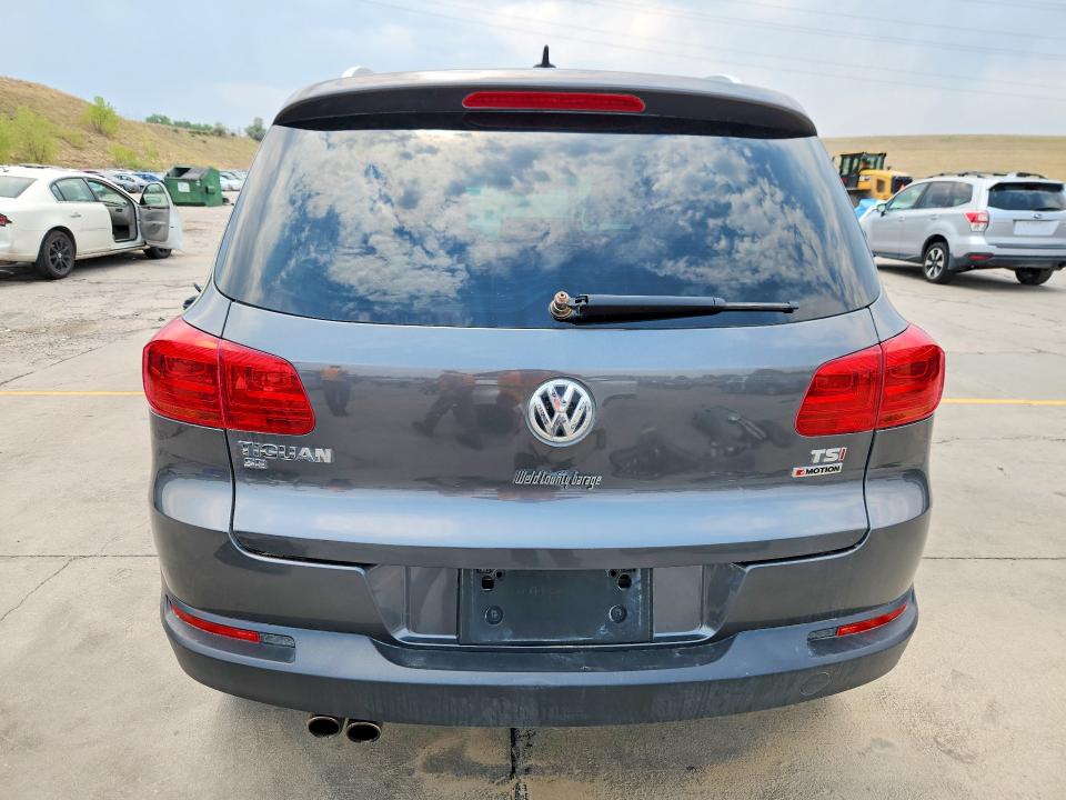 2016 Volkswagen Tiguan მანქანა იყიდება აუქციონზე, vin: WVGBV7AX1GW581073, აუქციონის ნომერი: 59644546
