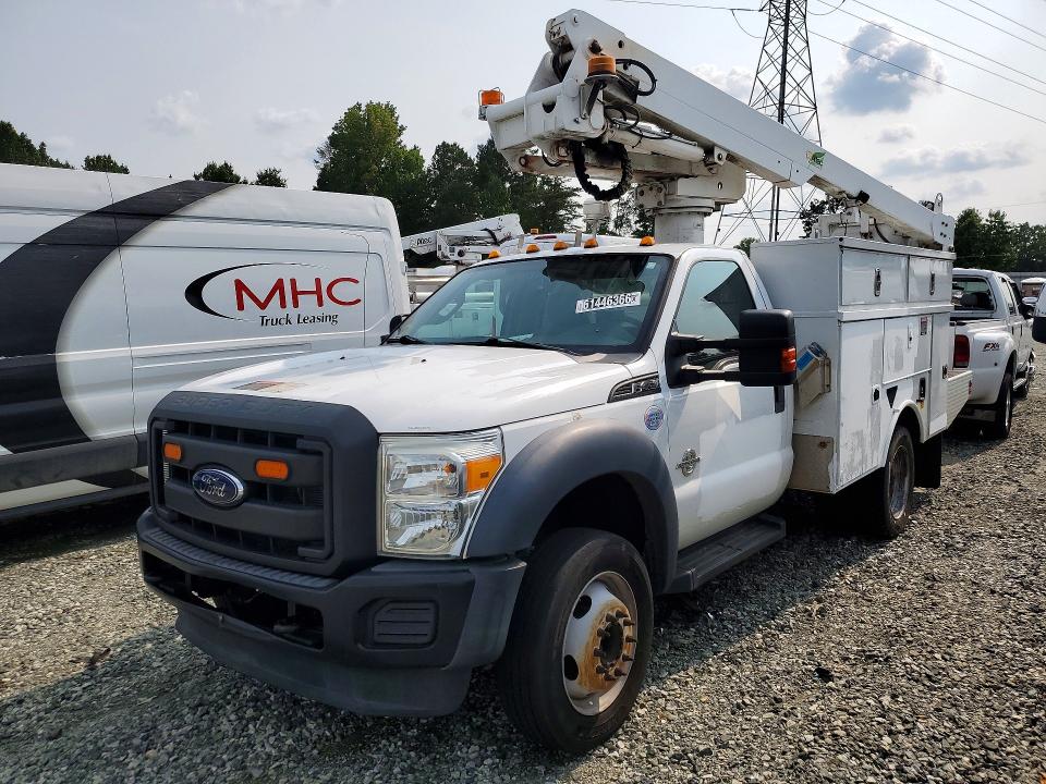 2015 Ford F450 მანქანა იყიდება აუქციონზე, vin: 1FDUF4GT2FEC59359, აუქციონის ნომერი: 61446366