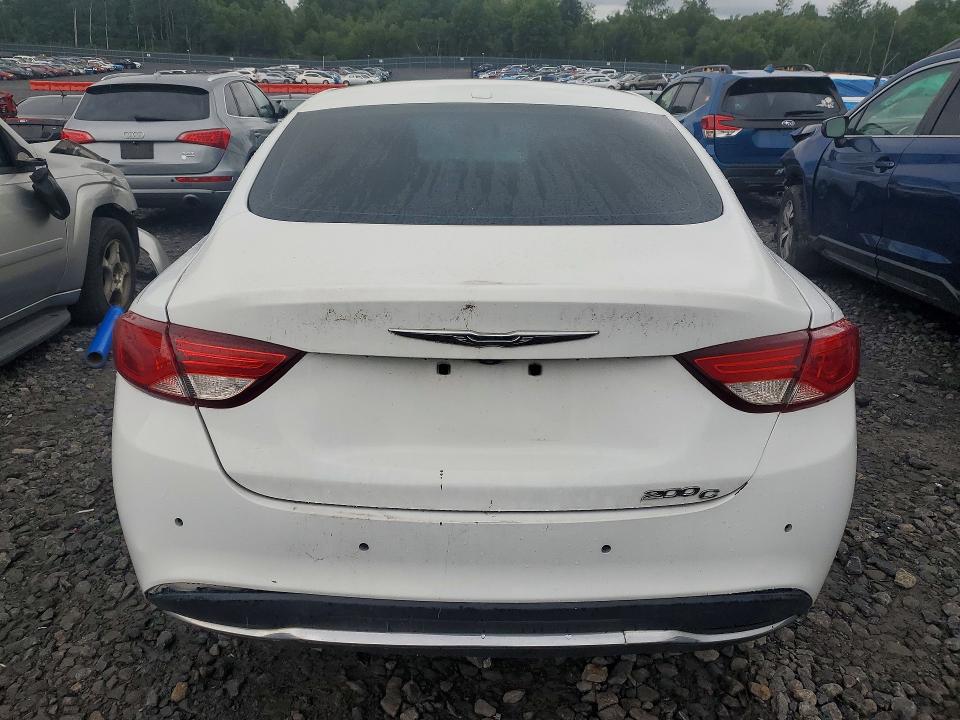 62614026 :رقم المزاد ، 1C3CCCAB3FN725534 vin ، 2015 Chrysler 200 مزاد بيع