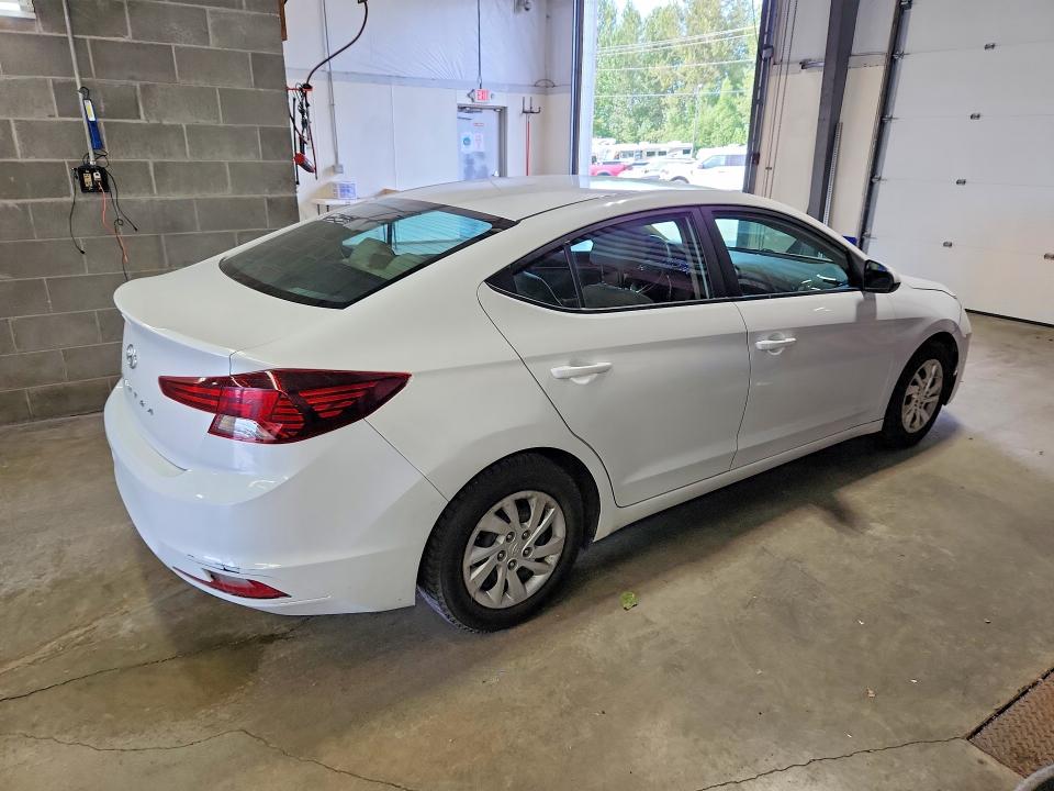 63421176 :رقم المزاد ، 5NPD74LFXLH606773 vin ، 2020 Hyundai Elantra مزاد بيع