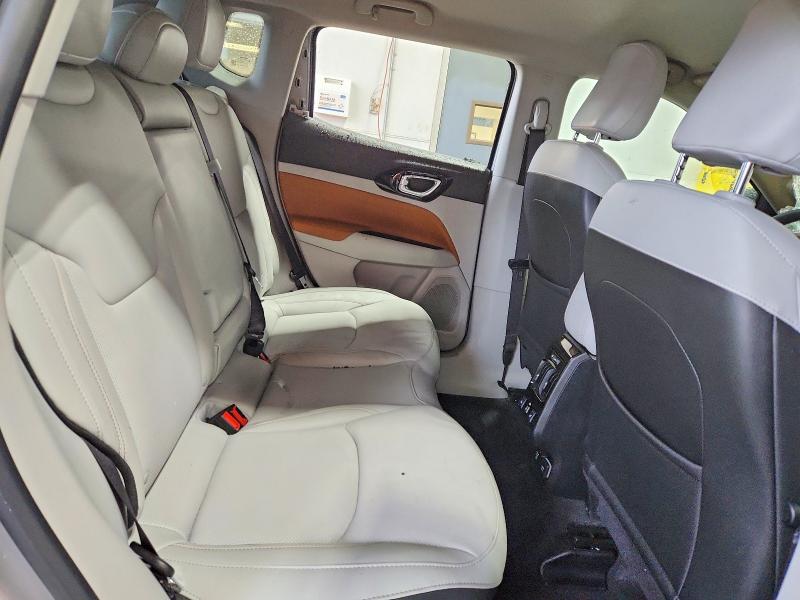 60176756 :رقم المزاد ، 3C4NJDCB5NT237603 vin ، 2022 Jeep Compass مزاد بيع