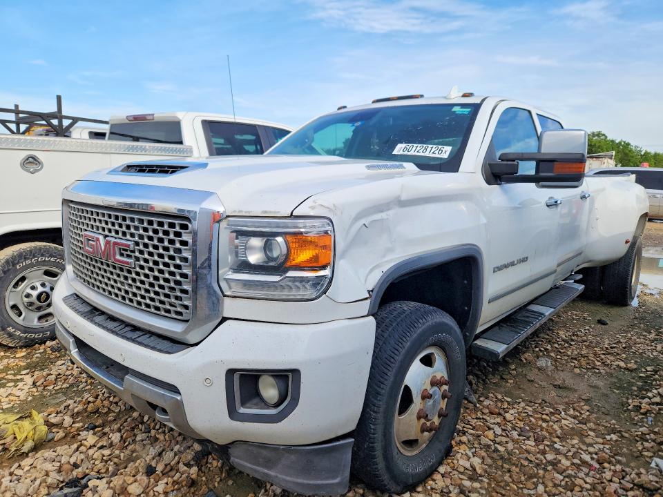 60128126 :رقم المزاد ، 1GT42YEY7HF234332 vin ، 2017 Gmc Sierra مزاد بيع