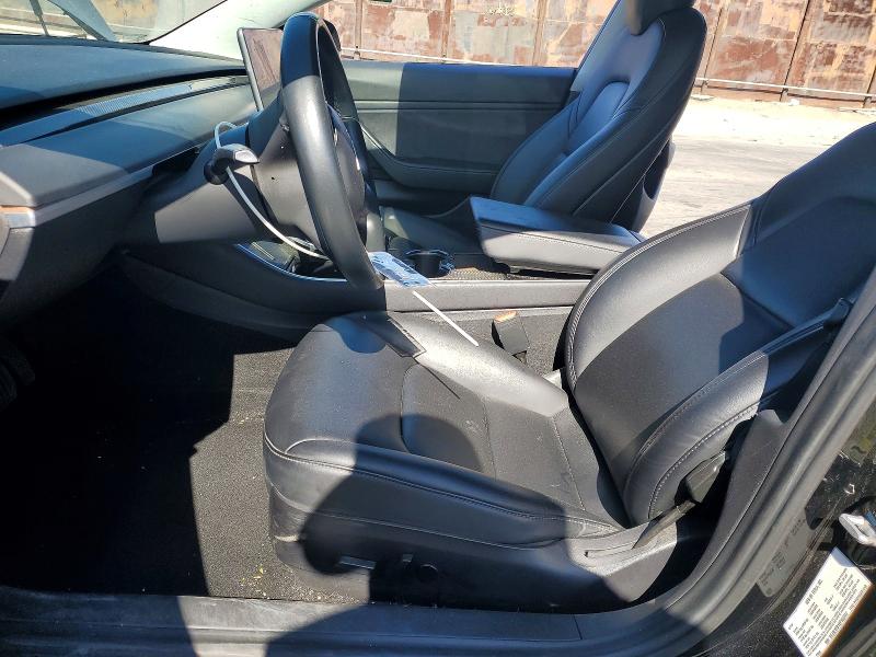 59309966 :رقم المزاد ، 5YJ3E1EB1KF186747 vin ، 2019 Tesla Model 3 مزاد بيع