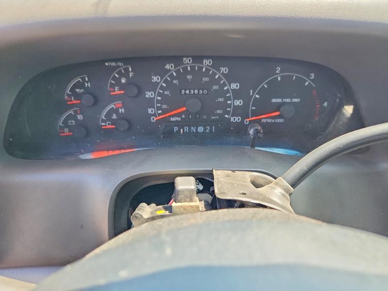 61191396 :رقم المزاد ، 3FTNX20F7YMA52090 vin ، 2000 Ford F250 مزاد بيع