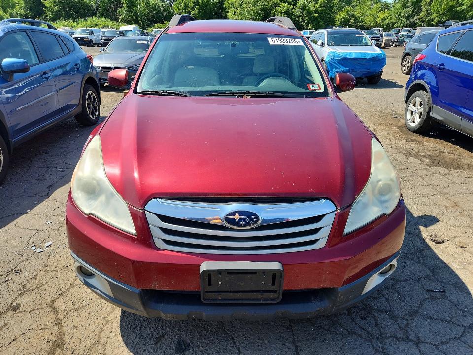 61923206 :رقم المزاد ، 4S4BRBCC1B3438586 vin ، 2011 Subaru Outback مزاد بيع