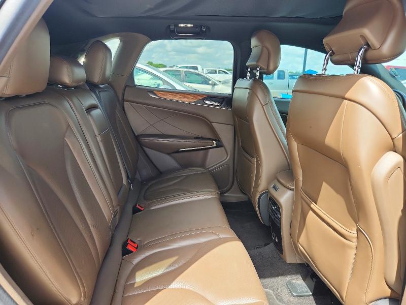 60815936 :رقم المزاد ، 5LMCJ1A95FUJ12719 vin ، 2015 Lincoln Mkc مزاد بيع