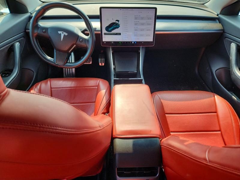 61722276 :رقم المزاد ، 5YJ3E1EB2KF364665 vin ، 2019 Tesla Model 3 مزاد بيع