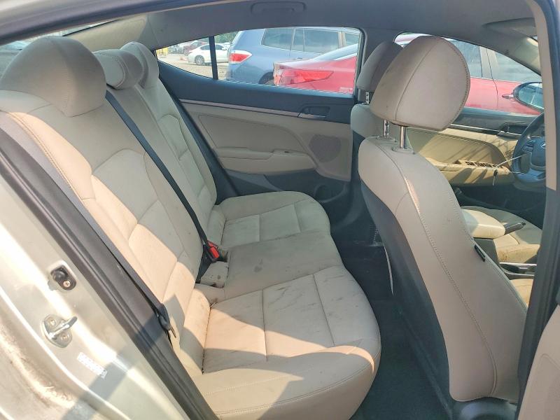 2017 Hyundai Elantra მანქანა იყიდება აუქციონზე, vin: KMHD74LF4HU380156, აუქციონის ნომერი: 62667776