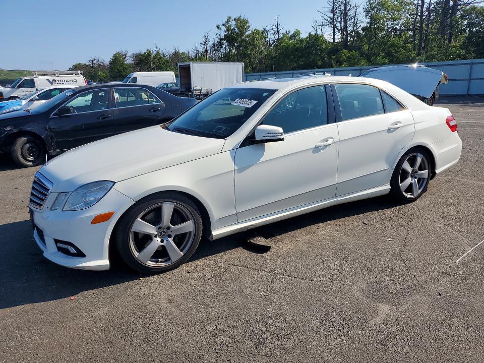 63469556 :رقم المزاد ، WDDHF8HBXBA503446 vin ، 2011 Mercedes-benz E مزاد بيع