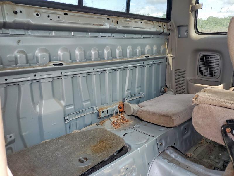 2001 Toyota Tacoma მანქანა იყიდება აუქციონზე, vin: 5TEWM72N21Z823661, აუქციონის ნომერი: 63163056