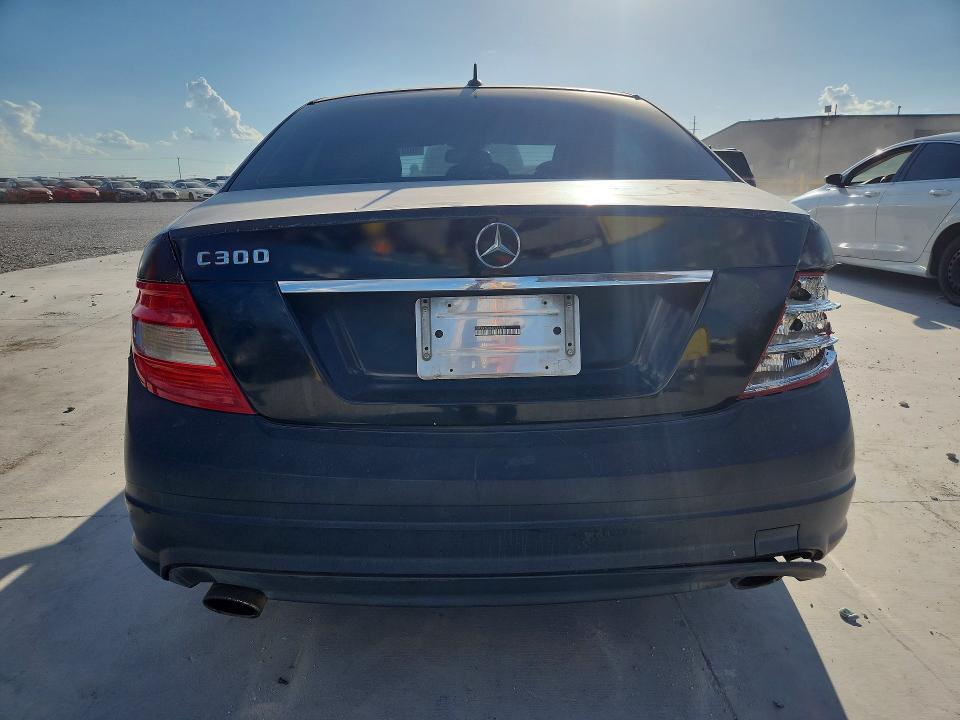 2010 Mercedes-benz C მანქანა იყიდება აუქციონზე, vin: WDDGF5EB8AF439388, აუქციონის ნომერი: 60074076
