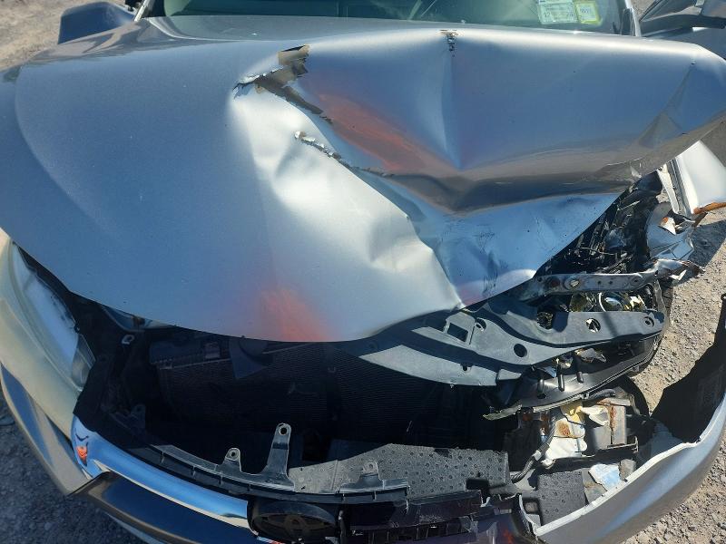 62400676 :رقم المزاد ، 4T1BF1FK4GU570880 vin ، 2016 Toyota Camry مزاد بيع