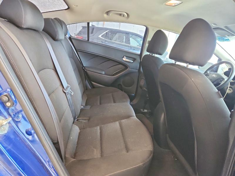 2018 Kia Forte მანქანა იყიდება აუქციონზე, vin: 3KPFK4A73JE284028, აუქციონის ნომერი: 59315156