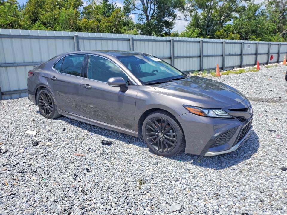 2022 Toyota Camry მანქანა იყიდება აუქციონზე, vin: 4T1K61AK6NU707046, აუქციონის ნომერი: 62204346