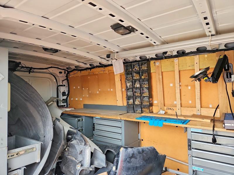 59797616 :رقم المزاد ، 1N6BF0KY1MN808762 vin ، 2021 Nissan Nv مزاد بيع
