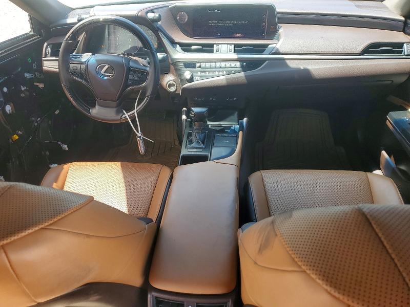 60625756 :رقم المزاد ، 58ADZ1B1XMU085449 vin ، 2021 Lexus Es 350 مزاد بيع
