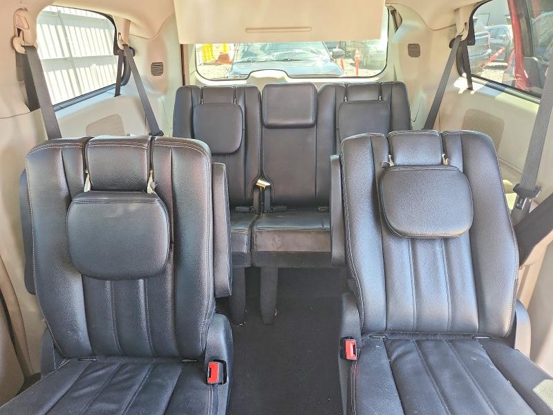60864436 :رقم المزاد ، 2C4RC1BGXER447463 vin ، 2014 Chrysler Town & Country مزاد بيع
