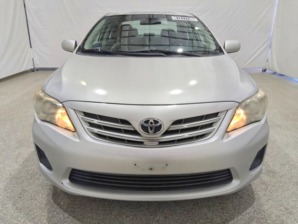 Продаж на аукціоні авто 2013 Toyota Corolla, vin: 5YFBU4EE8DP076702, номер лоту: 61217736