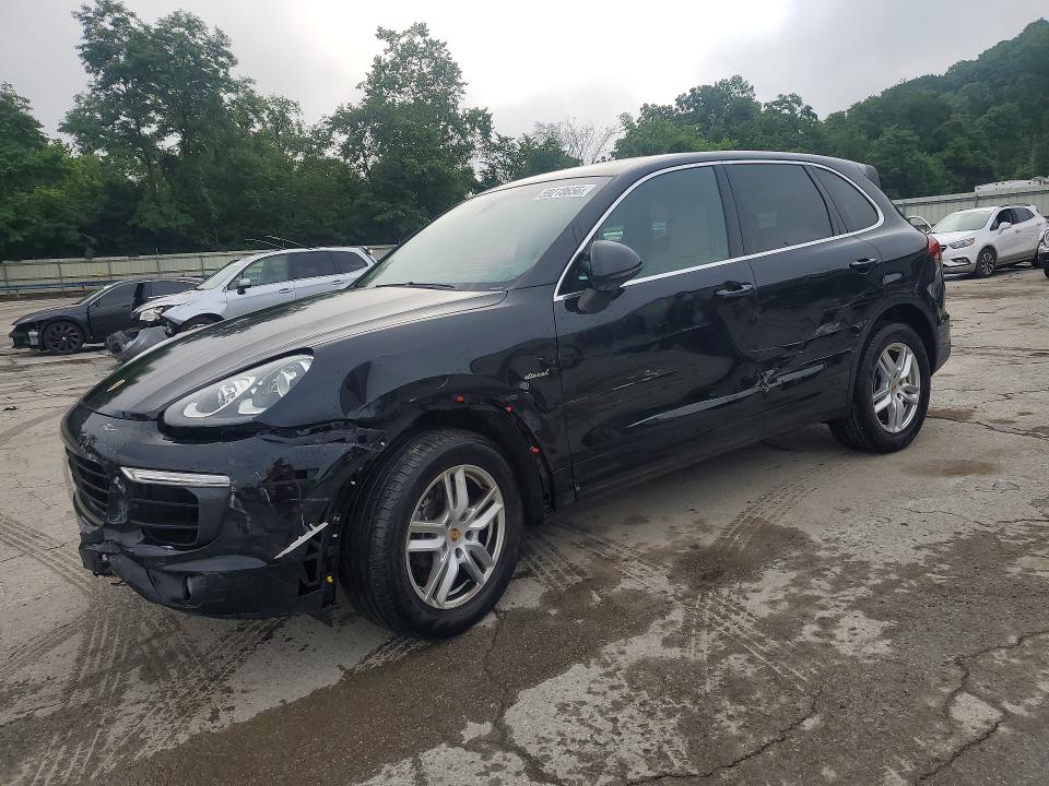 59218656 :رقم المزاد ، WP1AF2A24GKA40920 vin ، 2016 Porsche Cayenne مزاد بيع