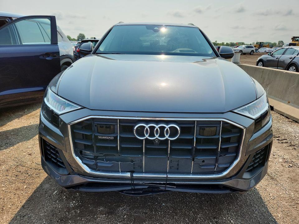 62924726 :رقم المزاد ، WA1CVAF15KD009366 vin ، 2019 Audi Q8 مزاد بيع