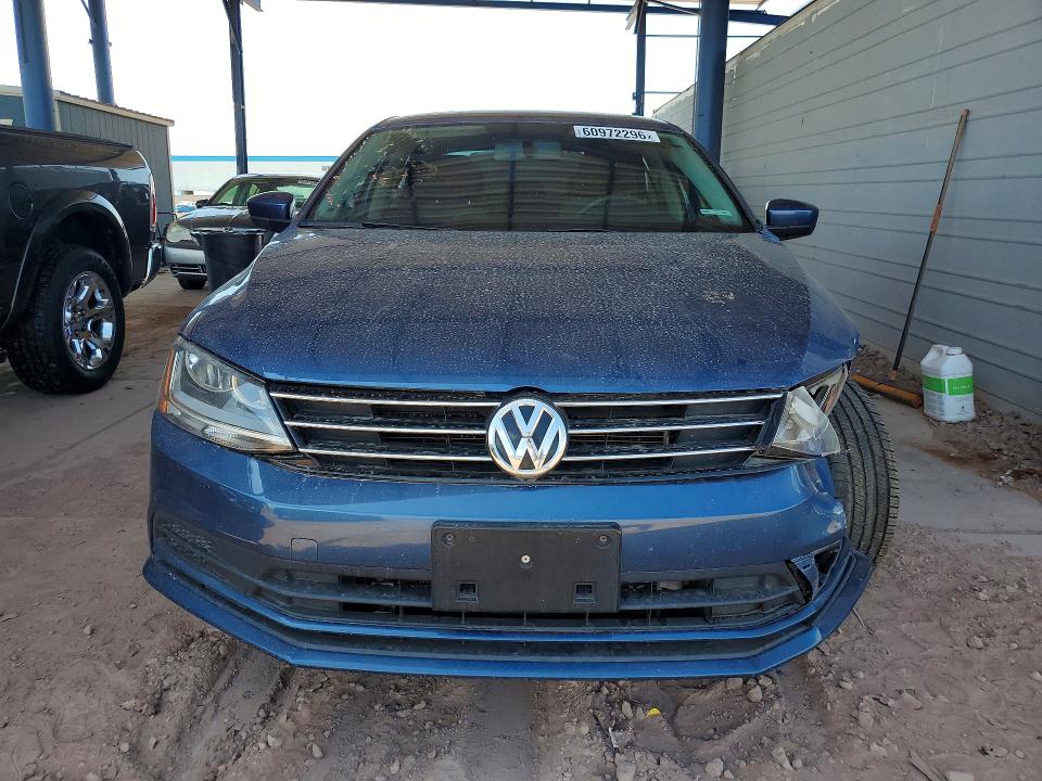 2017 Volkswagen Jetta მანქანა იყიდება აუქციონზე, vin: 3VW2B7AJ1HM412758, აუქციონის ნომერი: 60972296