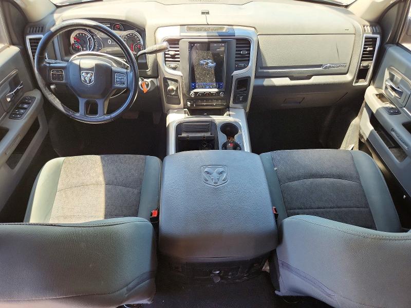 60588936 :رقم المزاد ، 3C6UR5ML0JG108583 vin ، 2018 Ram 2500 مزاد بيع