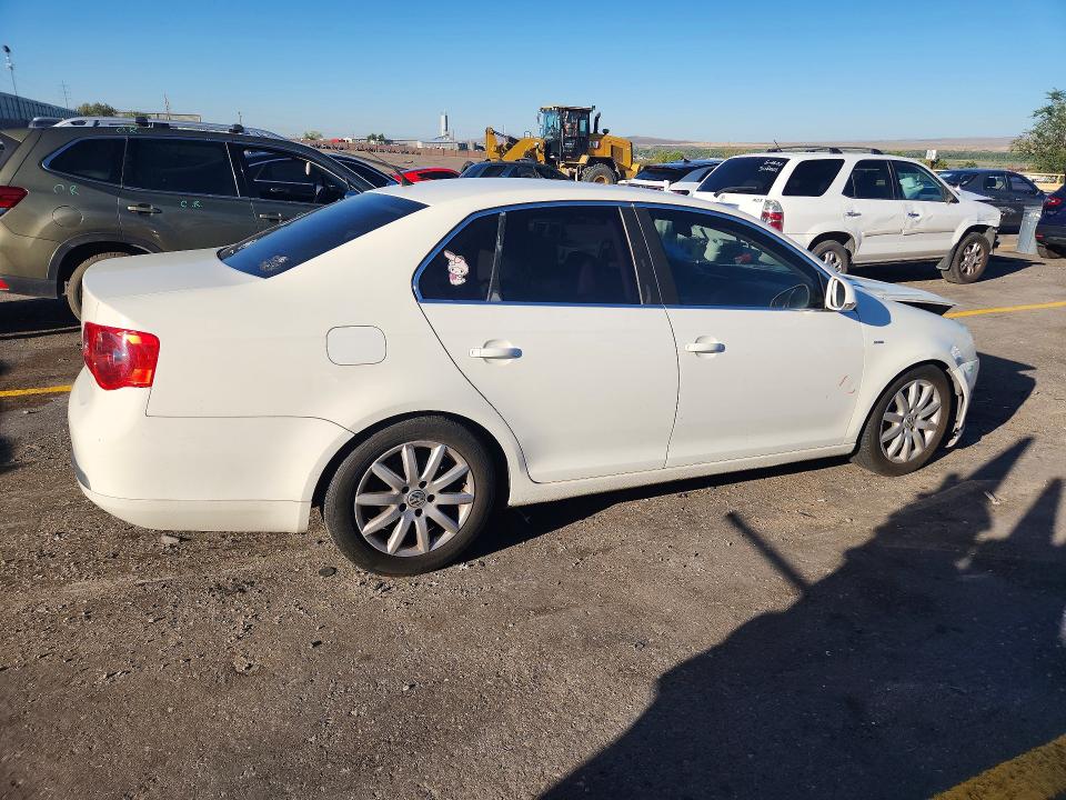 62530716 :رقم المزاد ، 3VWEF71K47M160979 vin ، 2007 Volkswagen Jetta مزاد بيع