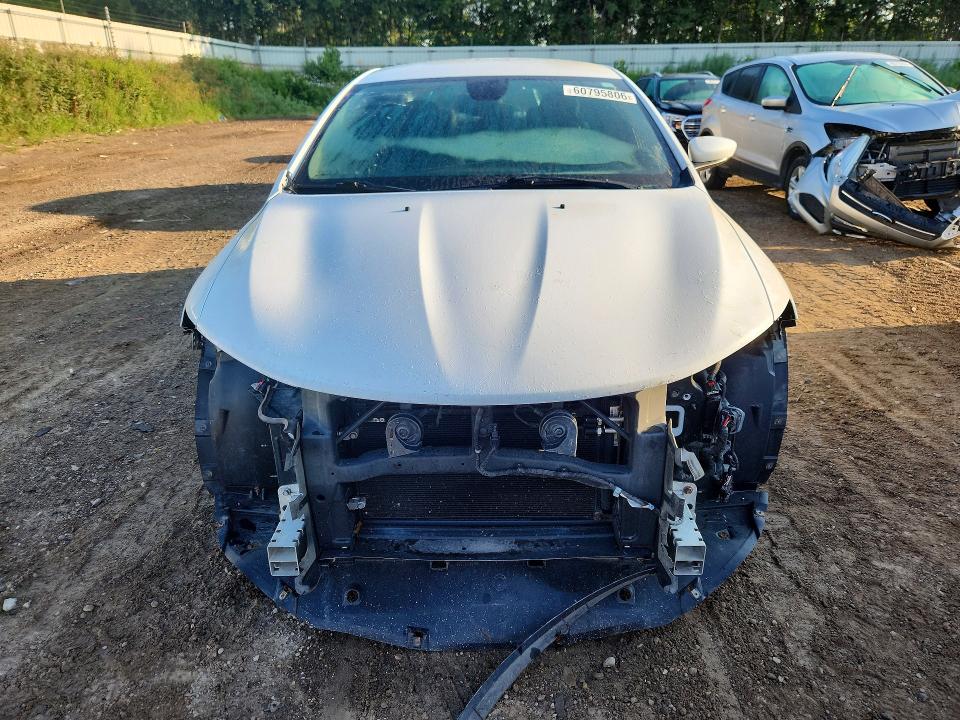 60795806 :رقم المزاد ، 1C3CCCFB9FN622238 vin ، 2015 Chrysler 200 مزاد بيع