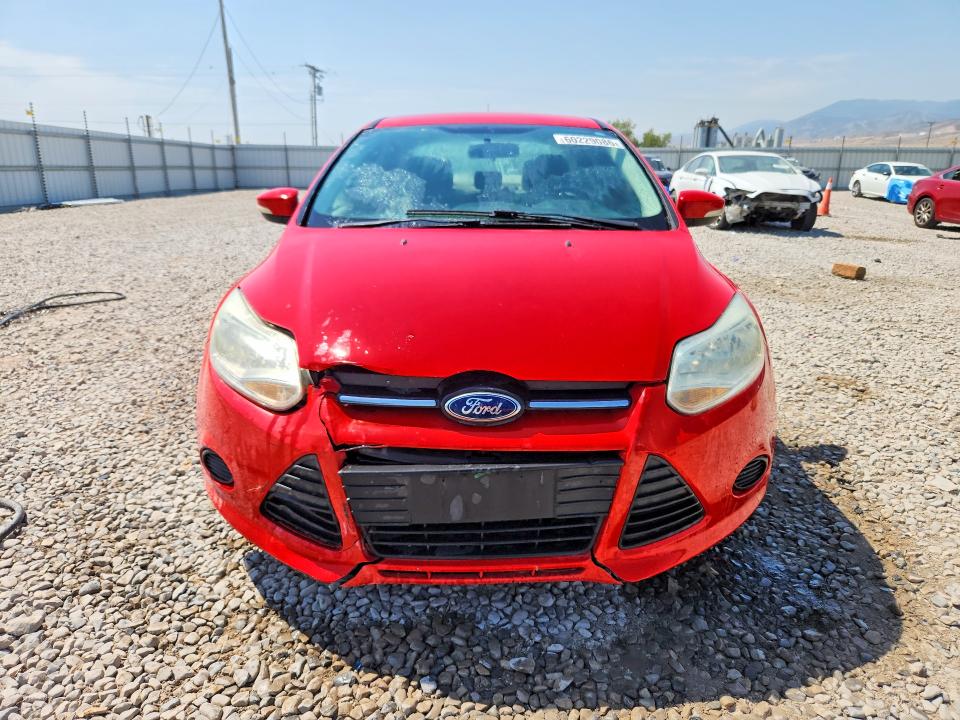 60229086 :رقم المزاد ، 1FADP3F20EL266623 vin ، 2014 Ford Focus مزاد بيع