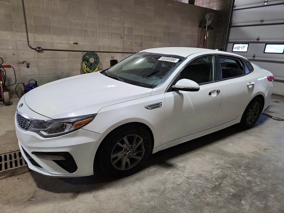 2019 Kia Optima მანქანა იყიდება აუქციონზე, vin: 5XXGT4L37KG312465, აუქციონის ნომერი: 63359366