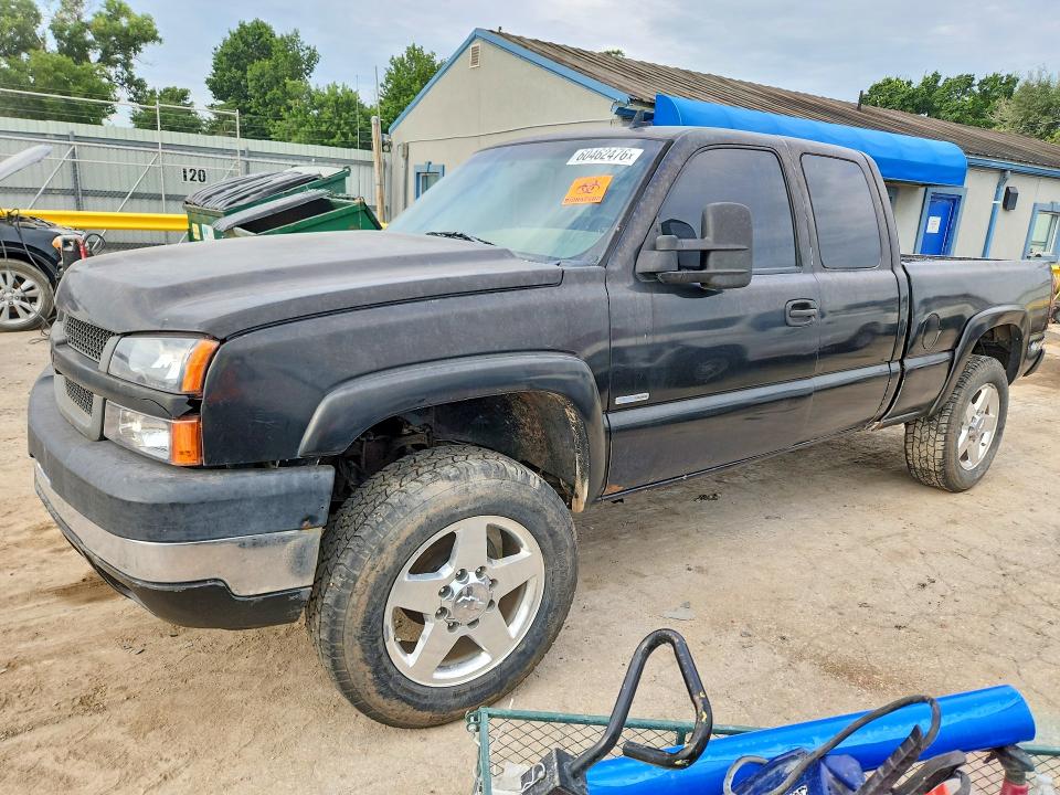 60462476 :رقم المزاد ، 1GCHK29D36E217066 vin ، 2006 Chevrolet Silverado مزاد بيع