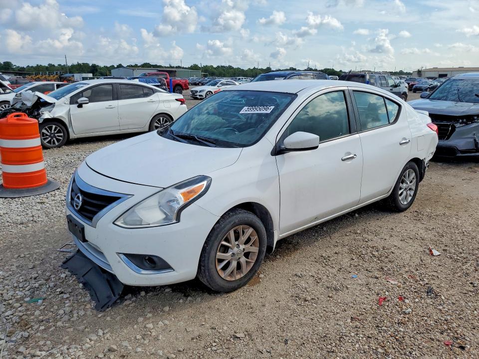 59995096 :رقم المزاد ، 3N1CN7AP3HL892989 vin ، 2017 Nissan Versa مزاد بيع